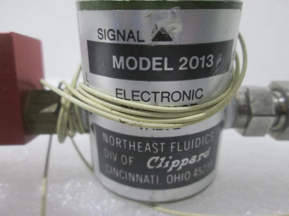 Used Clippard, Model 2013, Clippard Cylinder w/ Vacuum Transducer Pump, Used