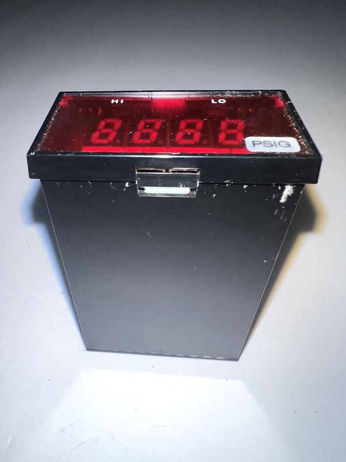Used ASAHI KEIKI CO., LTD. NO. 9607B Model AM-212-1V-4, 0-5VDC 45116 9607B, Used