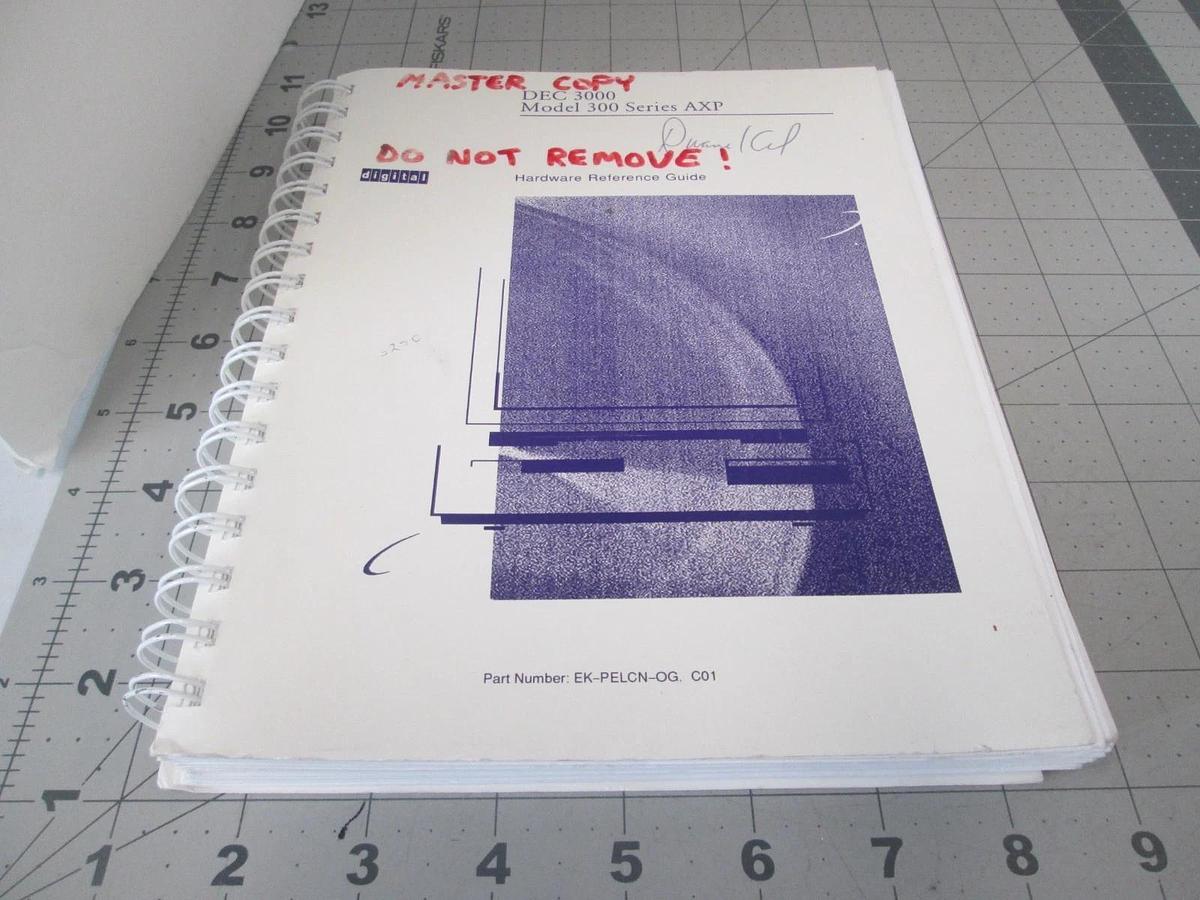 Used Digital, DEC3000, Model 300 Series AXP, Hardware Reference Guide, Used