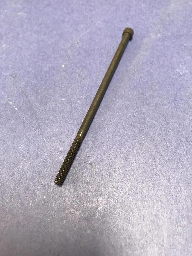 8-32 x 4" 18-8 Alloy Steel Socket Head Cap Screw, EZ Sockets, Lot of 70