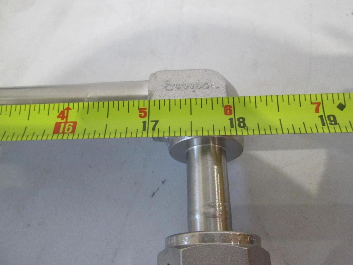 Used Swagelok, SS-8UK-TQ3-SC11, Manual Green Valve, 1" 4 Port, Used