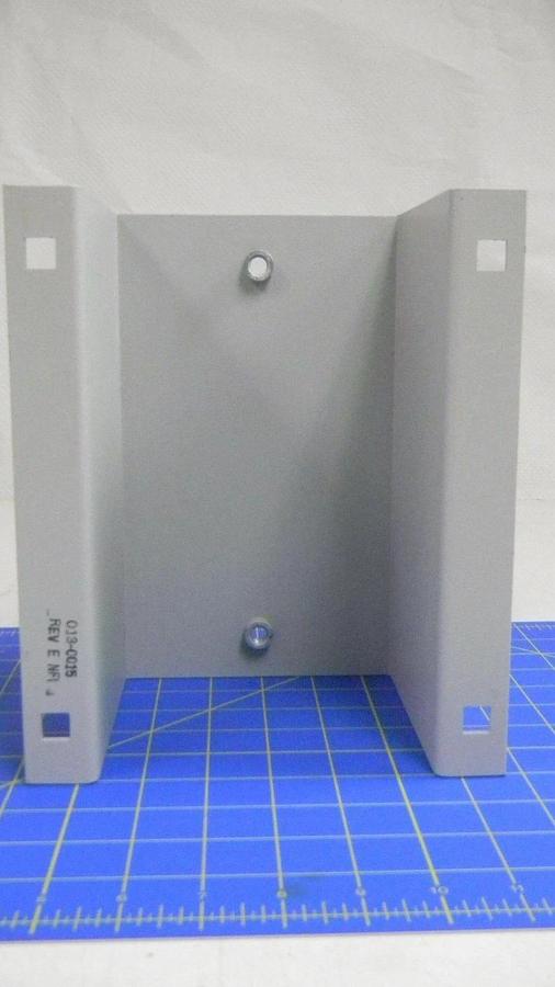 Semi-Gas Cylinder Retention Bracket With Standoff, 013-0015 Rev E NFI
