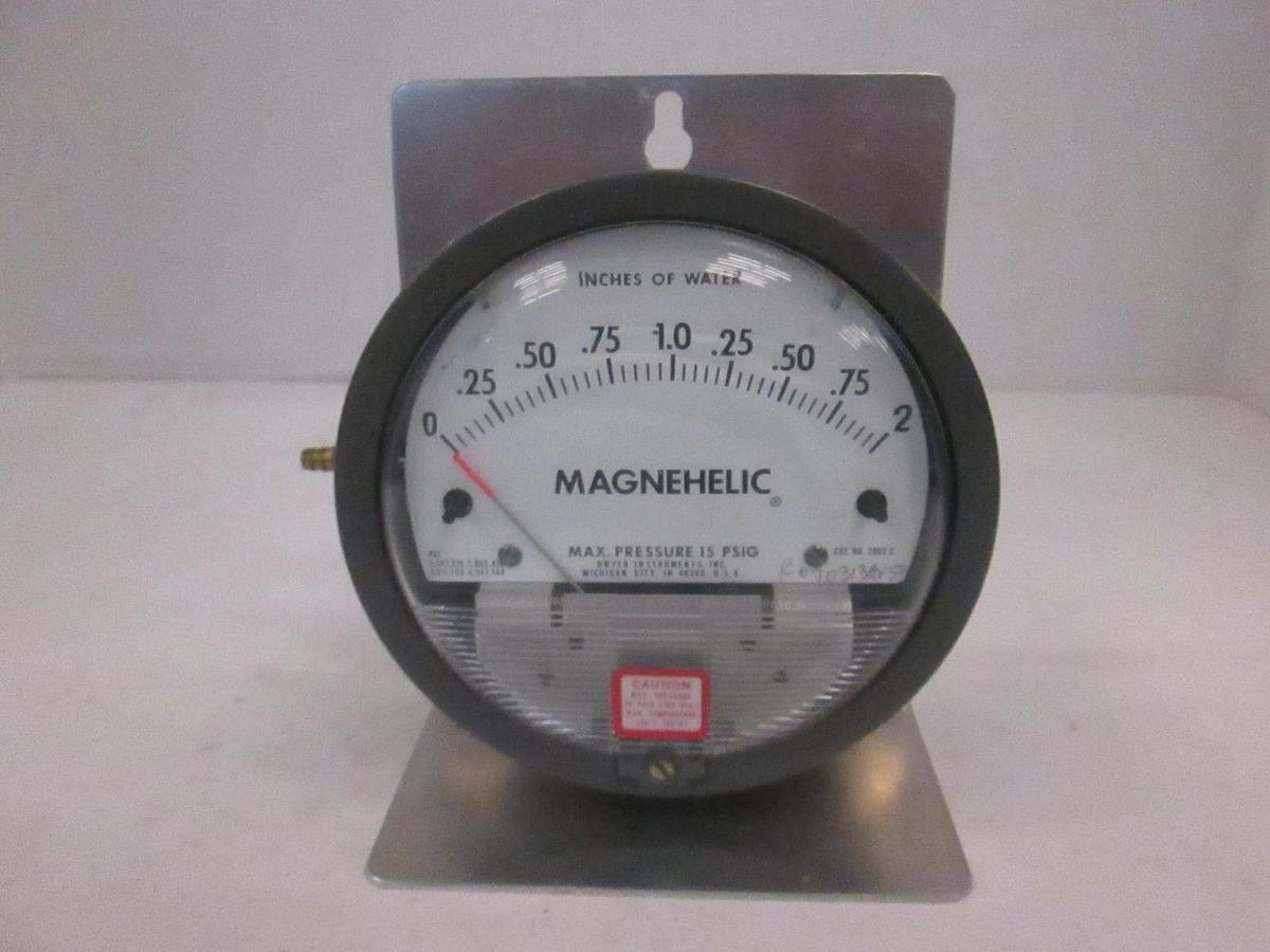 Used Magnehelic 2002 C Water Gauge, 0-2 Inches, Used