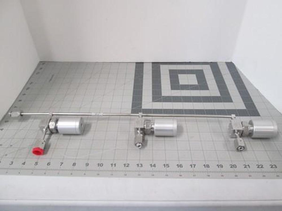 Used Swagelok, 6LV-DABW4PC, Gas Manifold Assy, 3 Valves w/ 1/2" Female Fitting, New