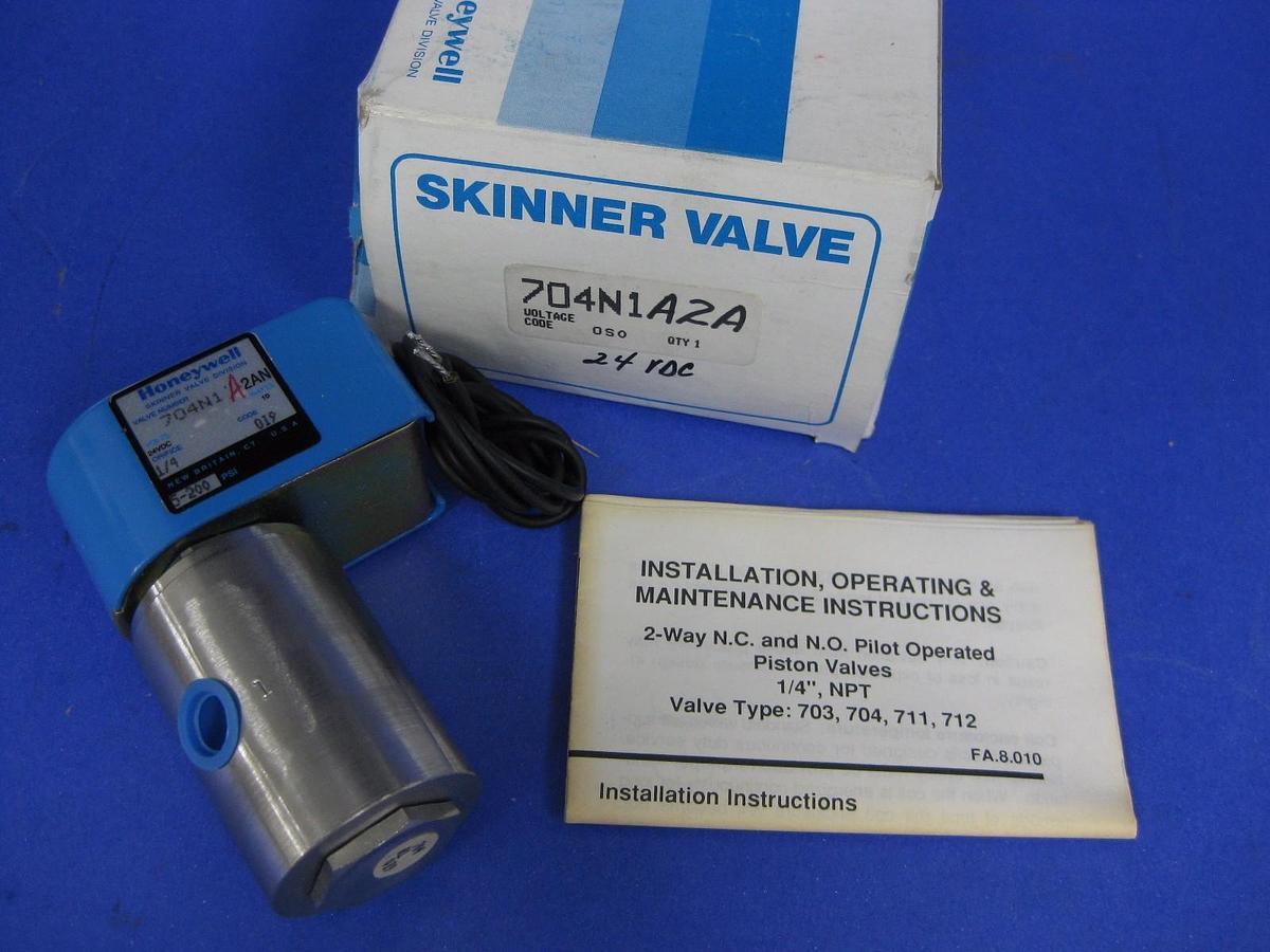 Used Honeywell Skinner 704N1A2A 2-Way, Pilot Operated Piston Valve,NO, NEW