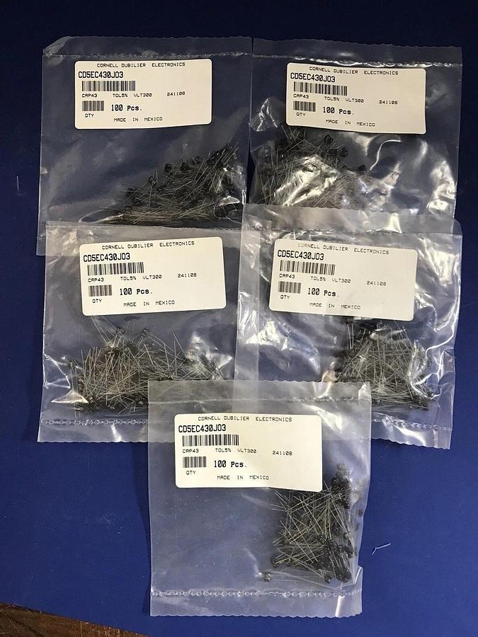 Cornell Dubilier CD5EC430JO3 Dipped Mica Capacitor 300V 5%TOL, Lot of 500
