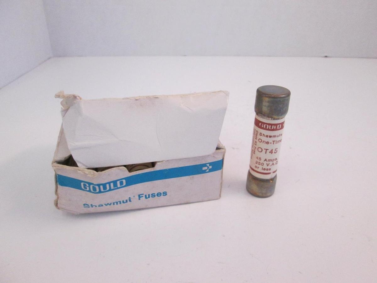 Used Shawmut One Time OT45, 45A, 250VAC Fuse, Lot of 6