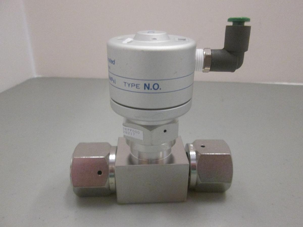 Used Fujikin, 3.5-7kgf, N.O. Pneumatic Valve, 1/2" FVCR, Used