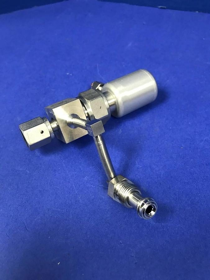 Used Nupro Pneumatic Right Angle Valve SS-4BNV727-P-C, 1/4" VCR N/C, Used