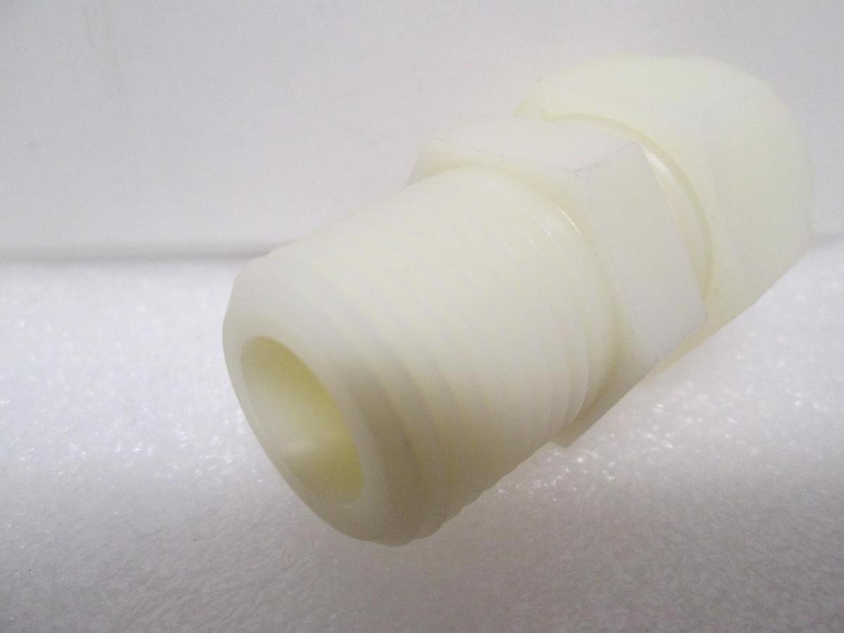 Used Swagelok, NV-1010-1-8, Male Connector, 5/8 Tube x 1/2 Male Pipe, New Lot of 21