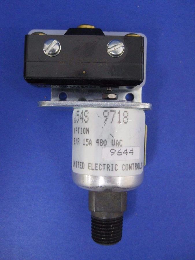 United Electric Conrols Pressure Switch J54S 9718, 480 VAC, New