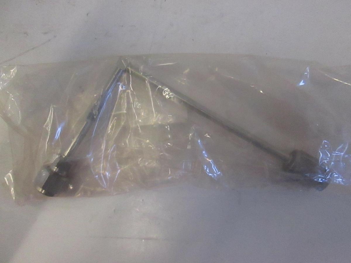 Used AMAT, 0050-33020, Top Feed Even No VLV Connector, New
