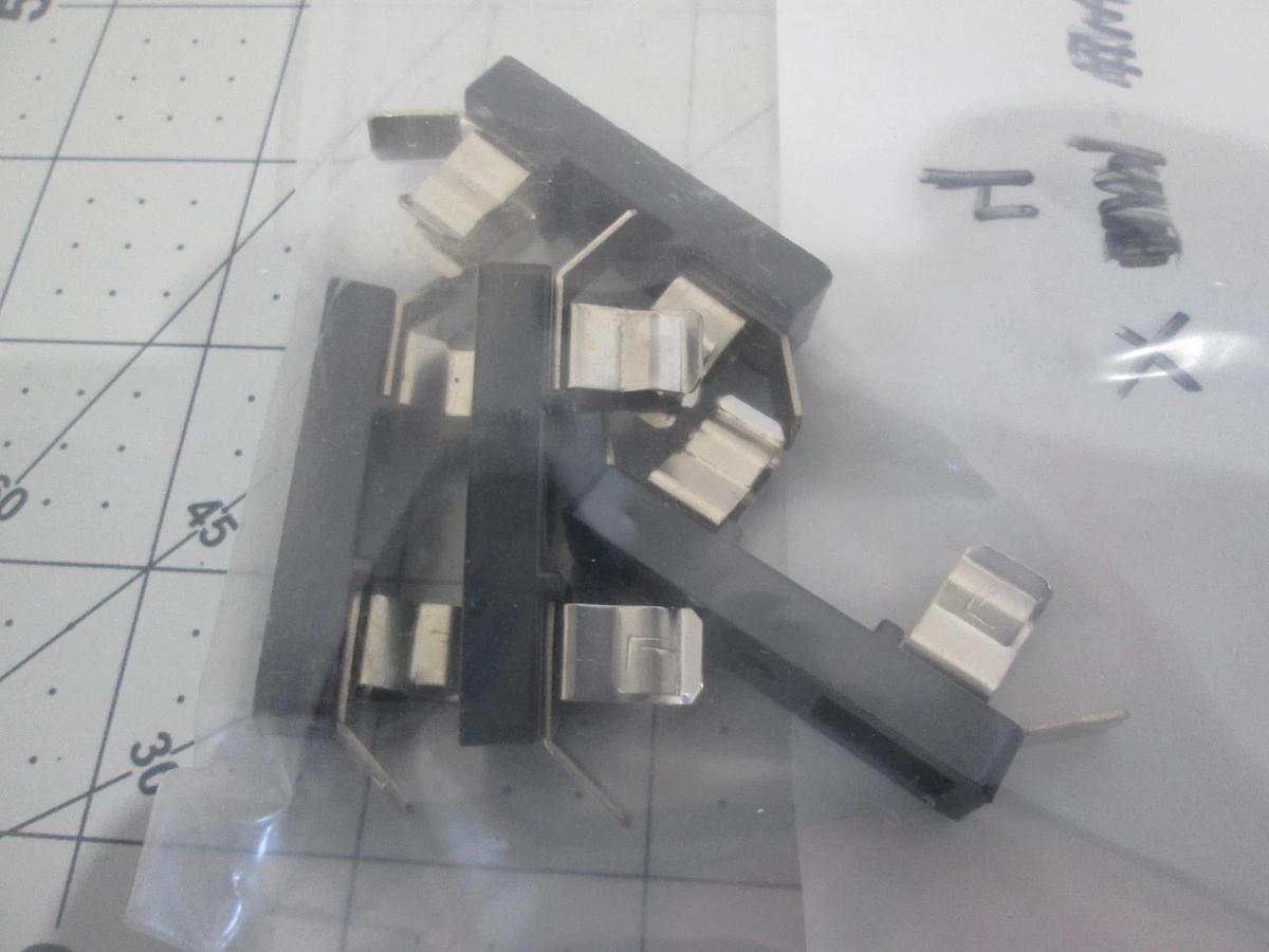 Littelfuse, Single Chassis Mount Fuse Holder, Series 357, New, Lot of 4