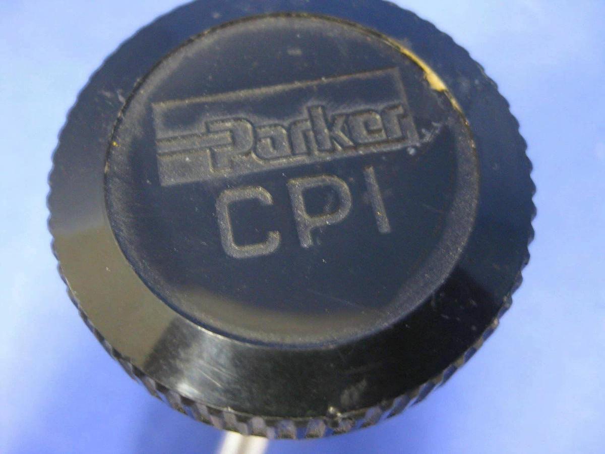 Used Parker 4V1-P4K-SS Manual Bellows Valve, 1/4" FVCR, Used