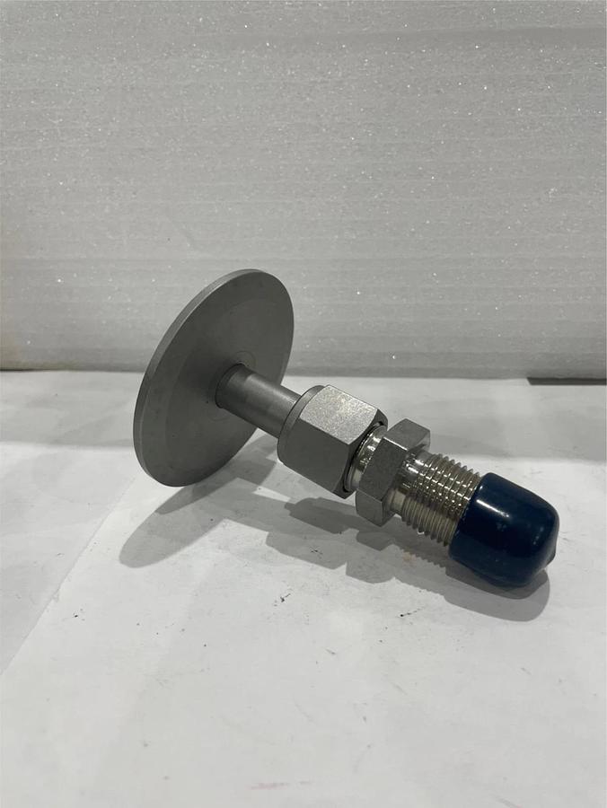 Used NW 50 to 1/2 VCR Adapter, Vacuum Fitting, Used