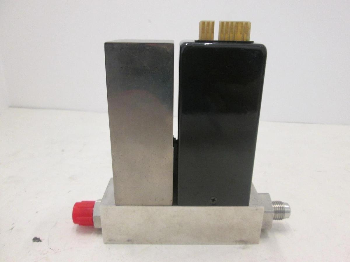 Used Unit UFC-2050A Mass Flow Controller MFC, N2, 20 SLM, Used