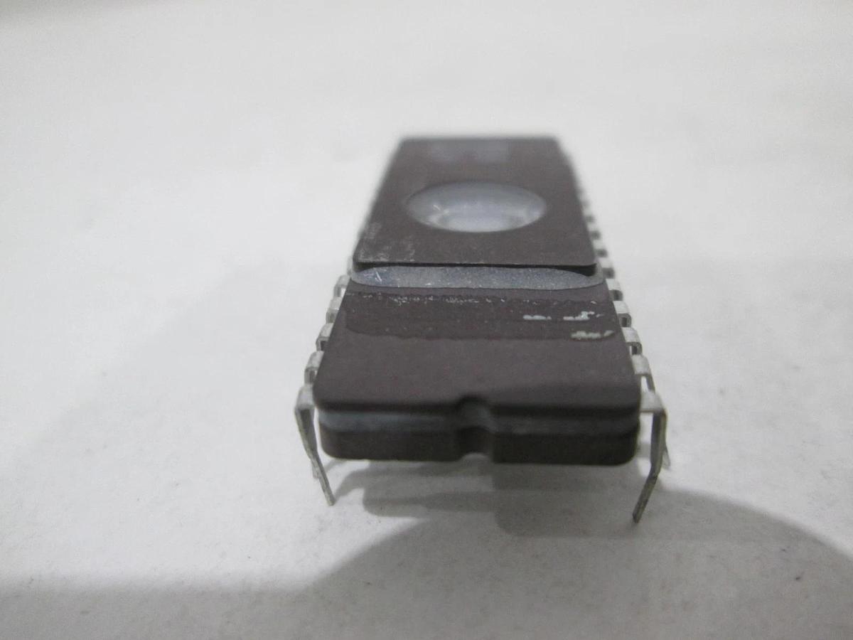 Used Texas Instruments, M2564E/00687, Integrated Circuit, Used