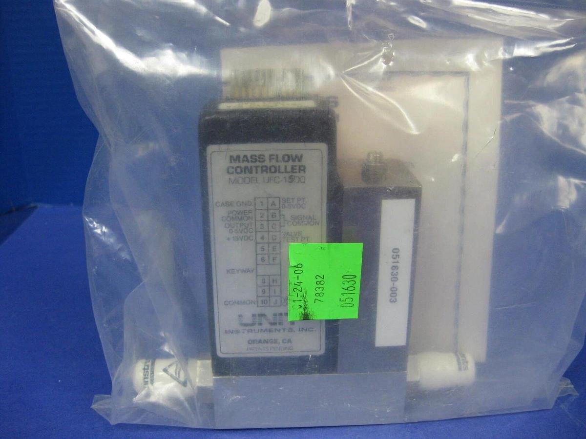 Used Unit UFC-1500 Mass Flow Controller, He, 200 sccm, Reburbished