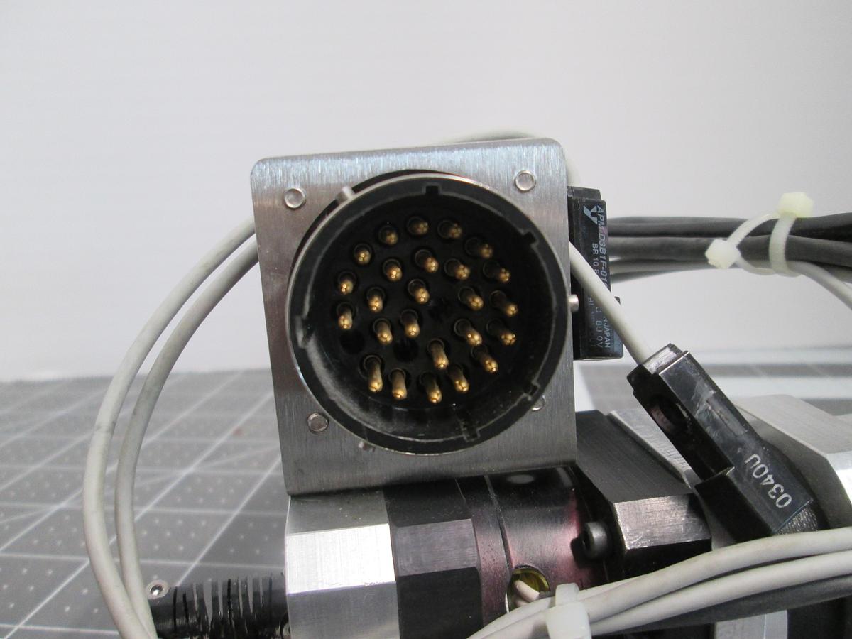 Used MCG B7-IB17000-V1 90VDC Servo Motor 9000RPM w/ Dynapar OPhase 1000 CPR Encoder