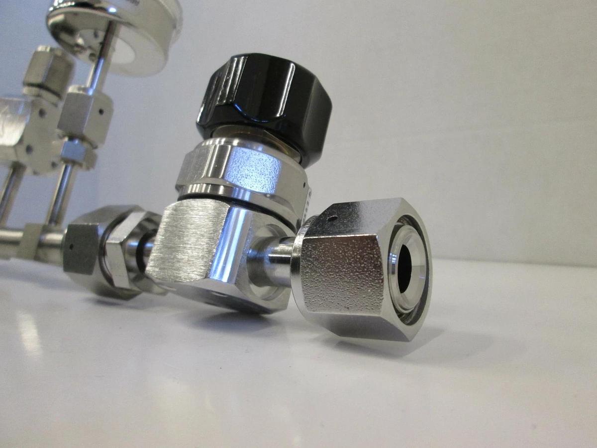 Used Valve Gas Stick Assy w/ (3) Parker Valves, Gauge