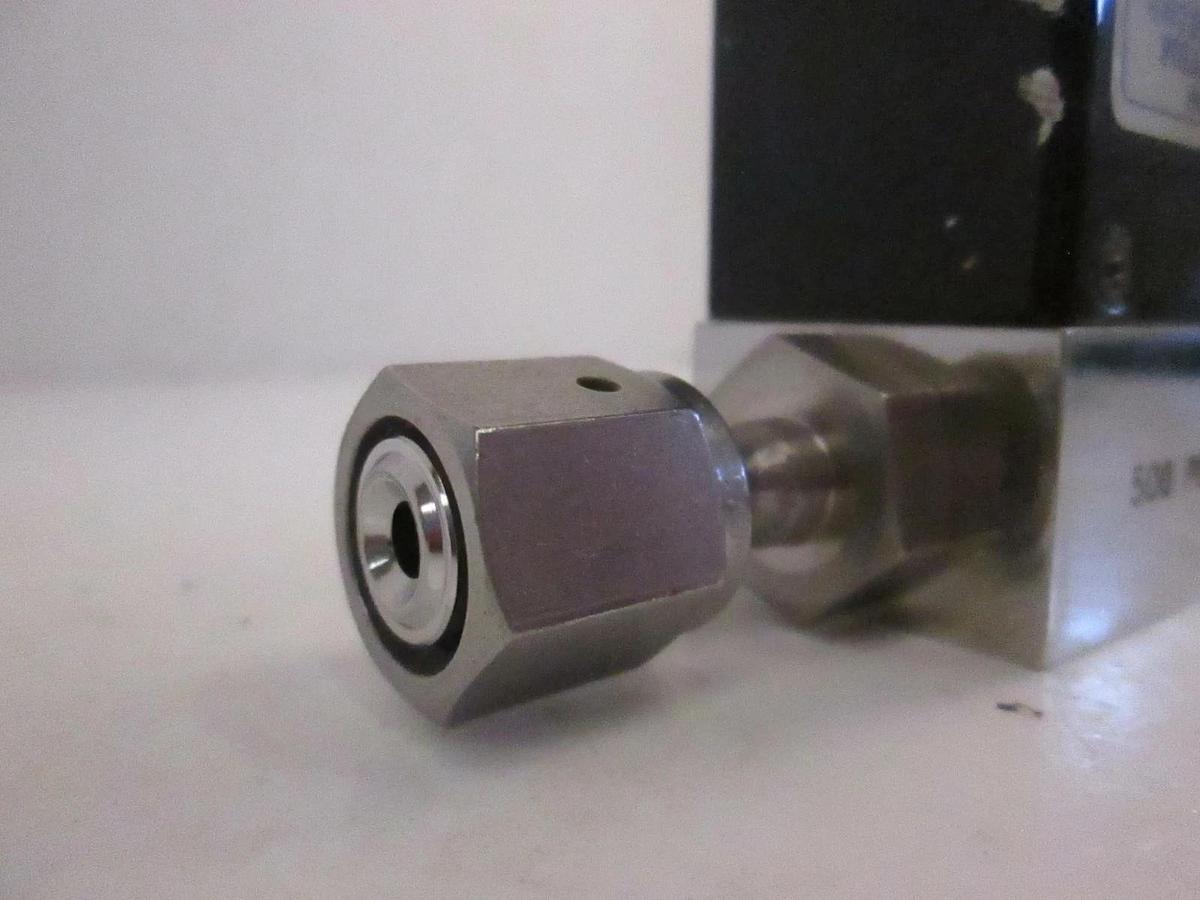 Used Unit UFC-1000 Mass Flow Controller MFC, N2, 10 SLM, FVCR