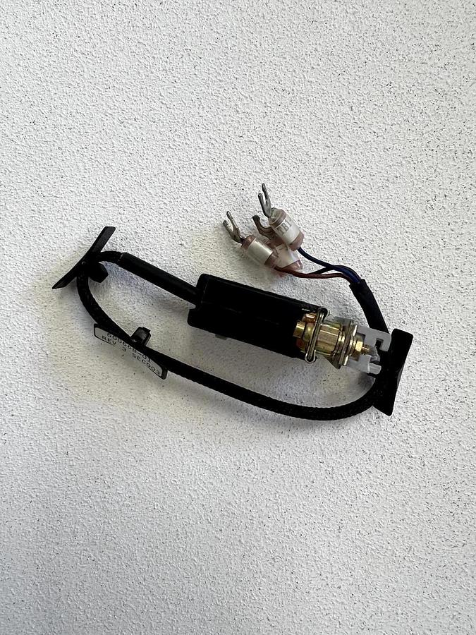 Used SVG VTR P/N 600668-01 ASSY, HRNS, Over Pressure Relay, Used