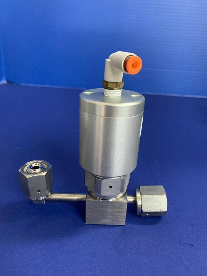 Used SWAGELOK 6LVV-DPBW4-P-C Diaphragm Valve Assy, Normally Closed, 1/4" FVCR, Used