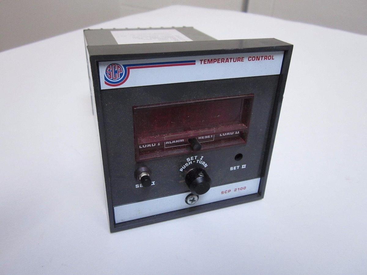 Used SCP 2100 Temperature Controller 8B15-A7P-100-AA, 0-250C