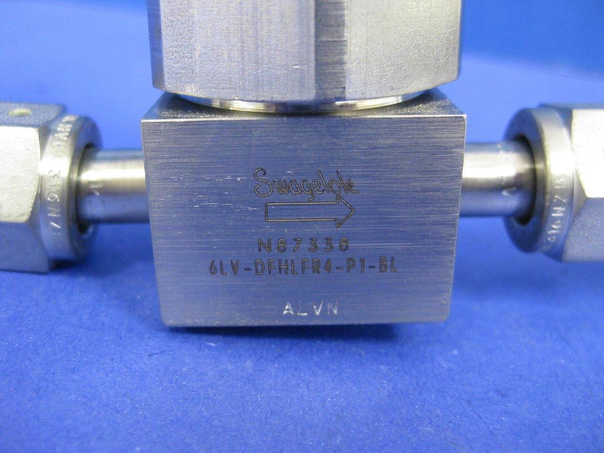 Used Swagelok 6LV-DFHLFR4-P1-BL Diaphragm Valve w/ Lockout Handle and Gaskleen Filter