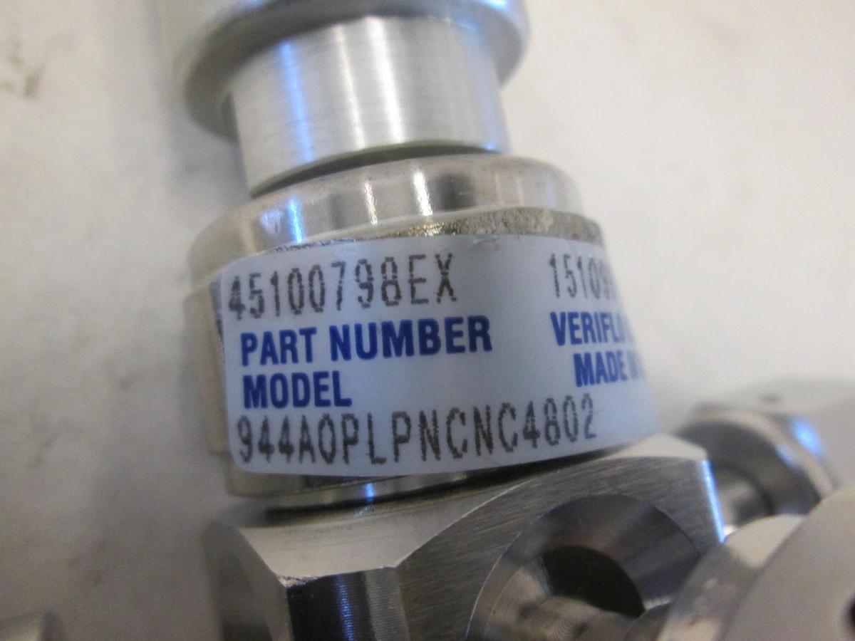 Used Veriflo, 944AOPLPNC, Double Actuator, 3 Way Valve, Used
