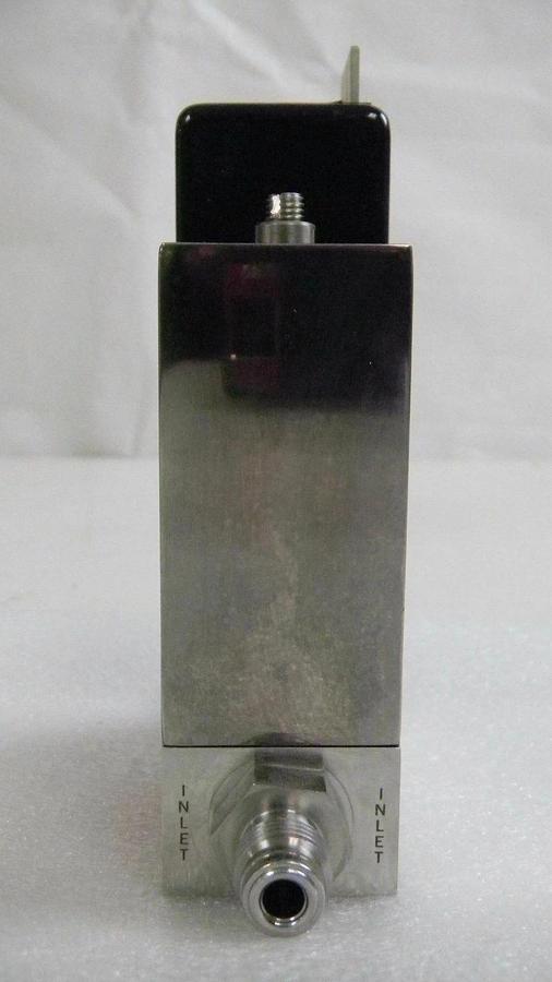 Used Unit UFC-1500A, Mass Flow Controller, Gas- HBR, Range- 200 SCCM, 1/4" M I/O