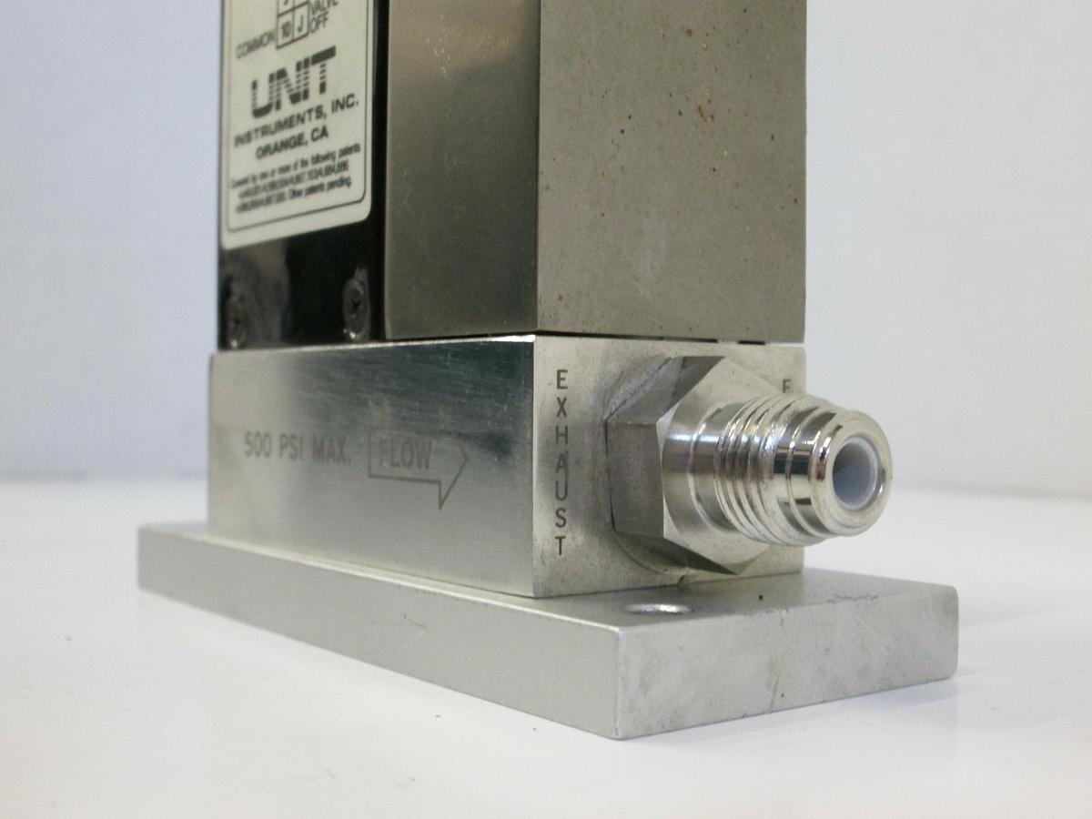 Used Unit UFC-1200A Mass Flow Controller MFC, SIH4, 50 SCCM, 1/4" Male