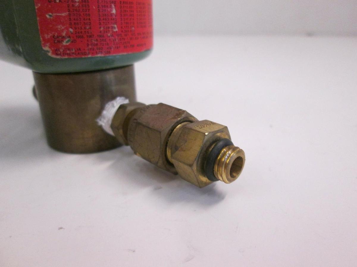 Used Asco 8262C2 Red Hat Solenoid Valve, 1/8", 24 VDC, Used