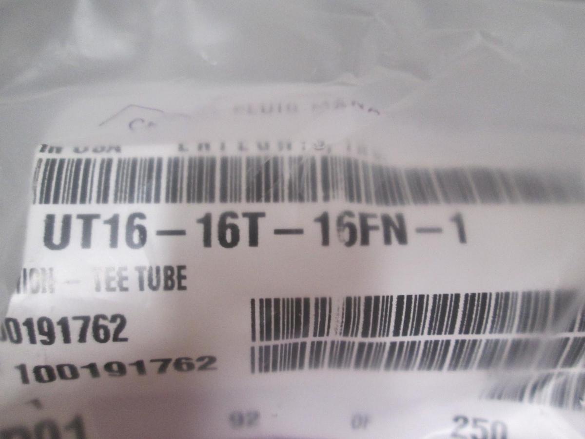 Entegris, UT16-16T-16FN-1, Union Tee Tube, New