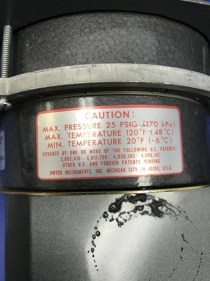 Used Dwyer Photohelic Gauge 0-50mm H2O / 0-0.5kPa Water, w/ Mounting Panel  Used