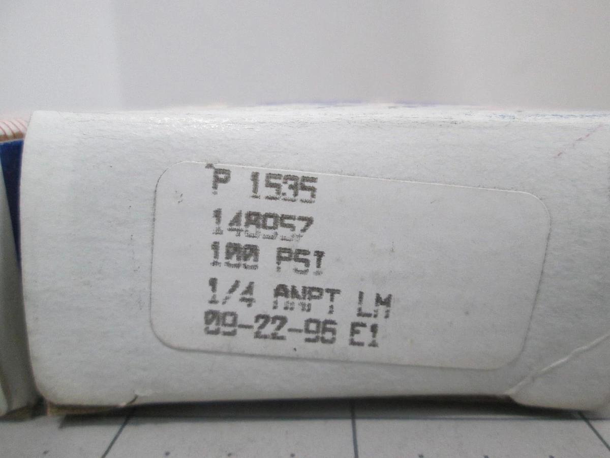 USG Amtek, P 1535, Gauge, 0-100 PSI, 1/4 ANPT, New, Lot of 2