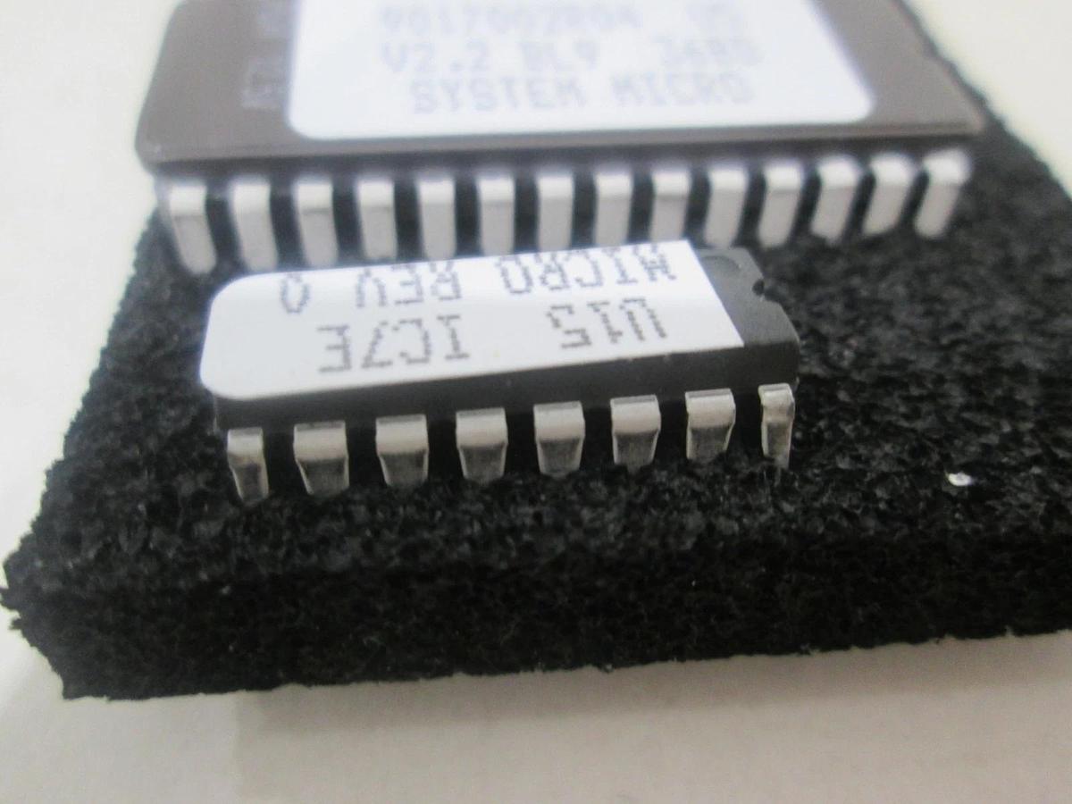 Used Texas Instruments, 9017002R04 w/U15 IC7E, Integrated Circuit, Used, Lot of 4