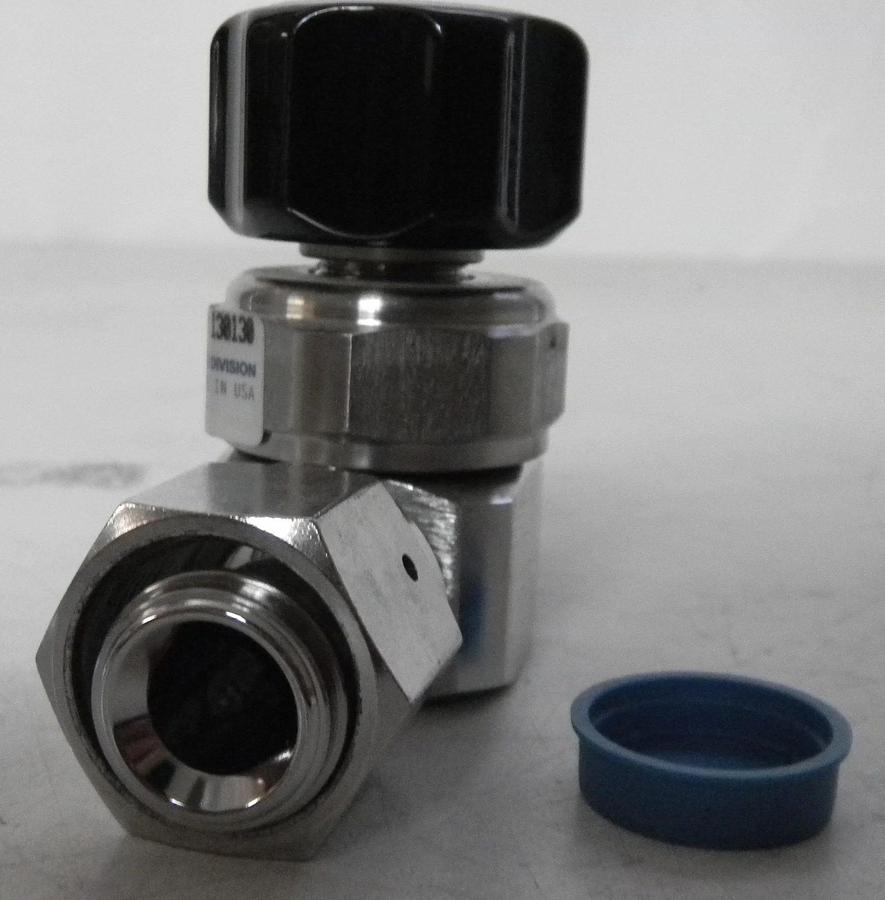 Used Veriflo 955ISFS8MF Valve, 1/2"MVCR/FVCR, Used