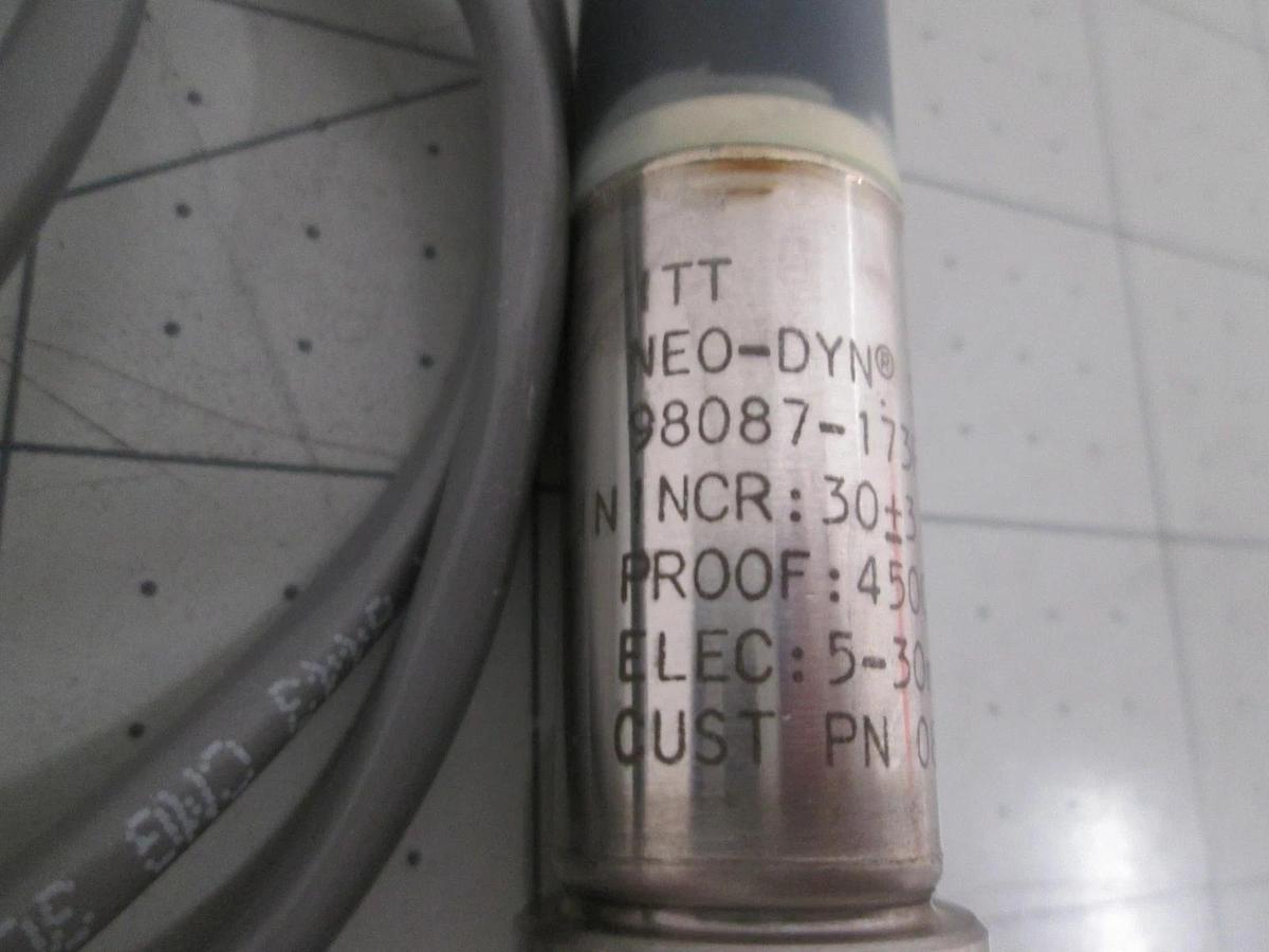 ITT NEO-Dyne, 173P5S129, Pressure Switch, Used