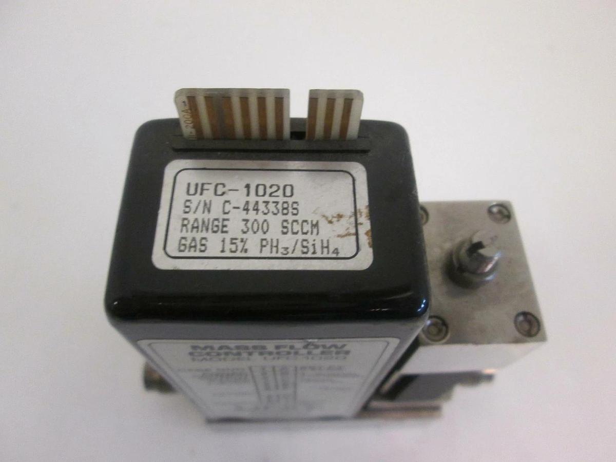 Used Unit UFC-1020 Mass Flow Controller MFC, 15%PH3/SIH4 , 300 SCCM