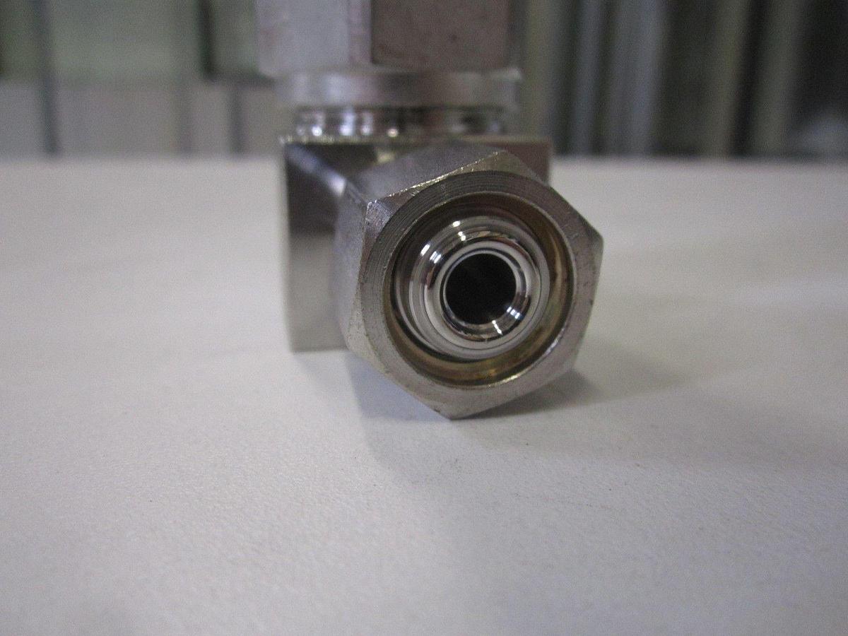 Used Swagelok SS-BNV51-2C Bellows Sealed Valve, 1/8-27 NPT Inlet, 1/4" FVCR