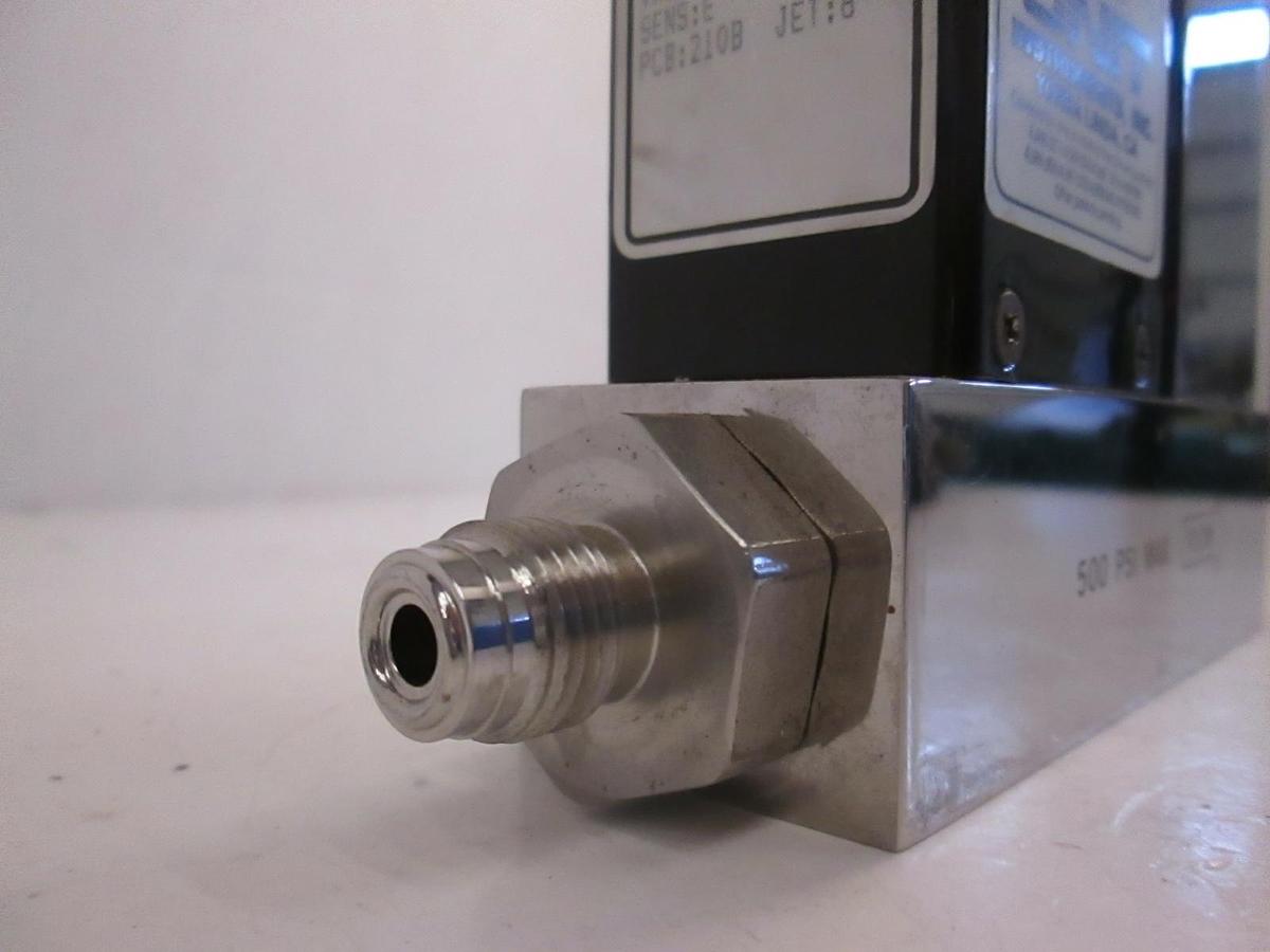 Used Unit UFC-2020 Mass Flow Controller, O2, 15 SLM, 1/4" MVCR, Used