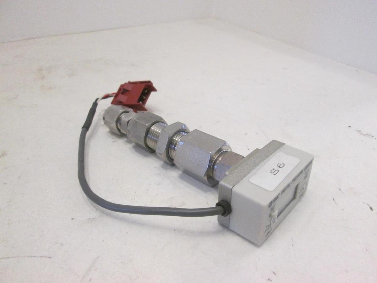 Used SMC, Digital Pressure Sensor, GS40, 9.9kgf/cm2, 30V, 80mA, Used