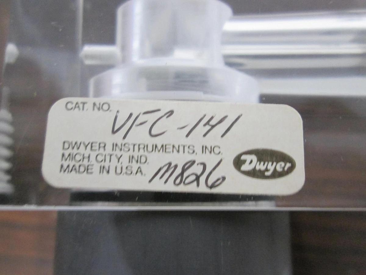 Used Dwyer, VFC-141, 0.5-5 GPM, Flowmeter, Used