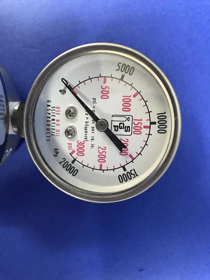 Used Veriflo HIR101S-4P-4-PM Single Stage Pressure Reducing Regulator, w/ Gauge