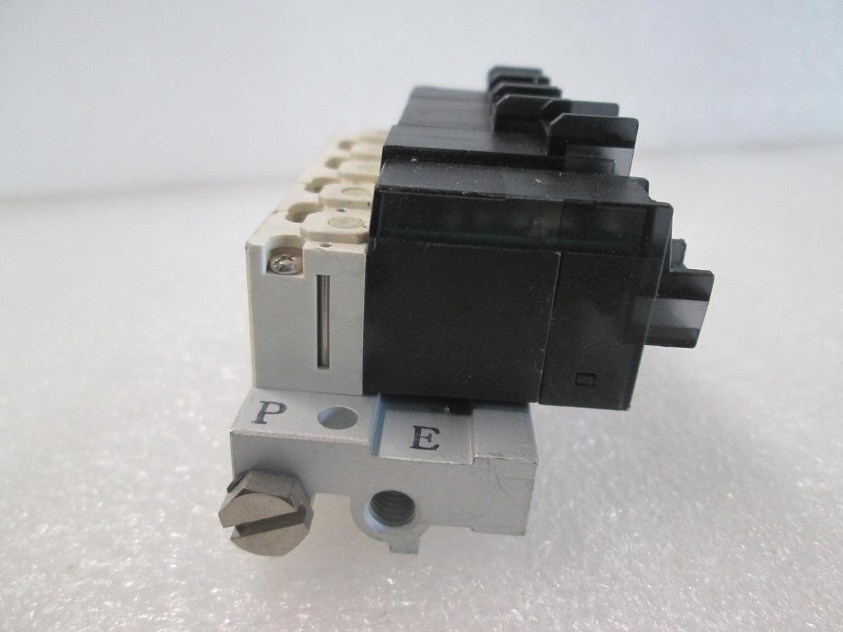 Used SMC, VQ110Y-6M, Solenoid Valve Block Assy, 5 Valve, Used