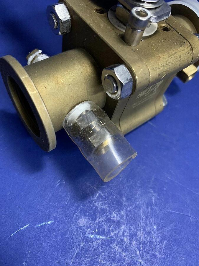 Used A&N Corp B1075-QF25-VBS Brass Vacuum Ball Valve w/ Port, QF 25 Flanges, Used