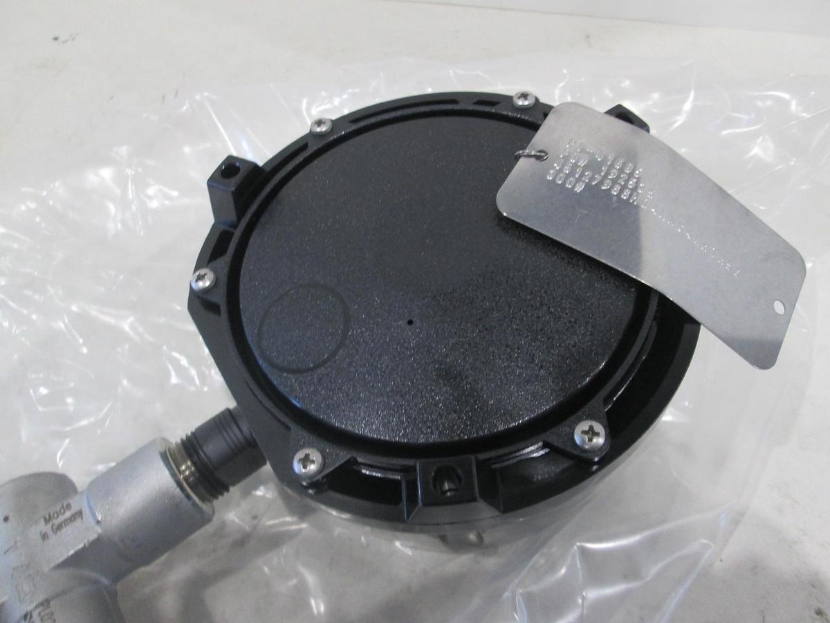 Used Ashcroft, Duragauge, 4-1/2", 0-300 PSI, Silicone Fill, New
