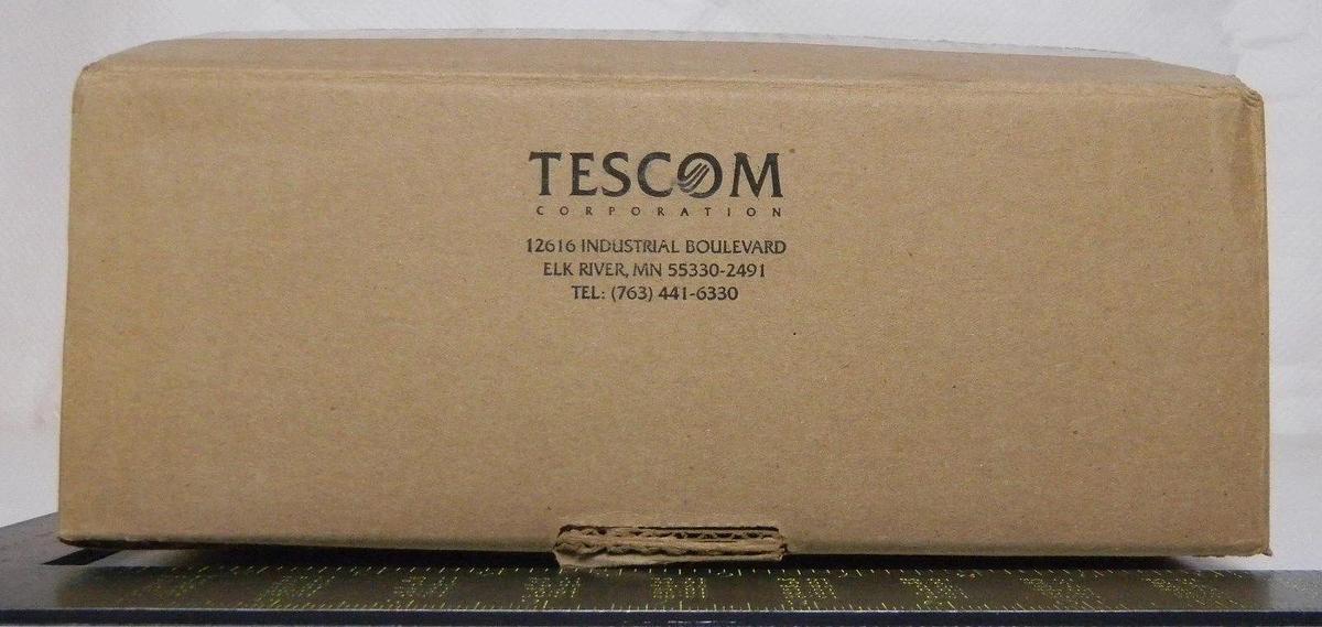 Tescom Regulator 44-2261-RH2, 1/2" FVCR/FVCR, NIB