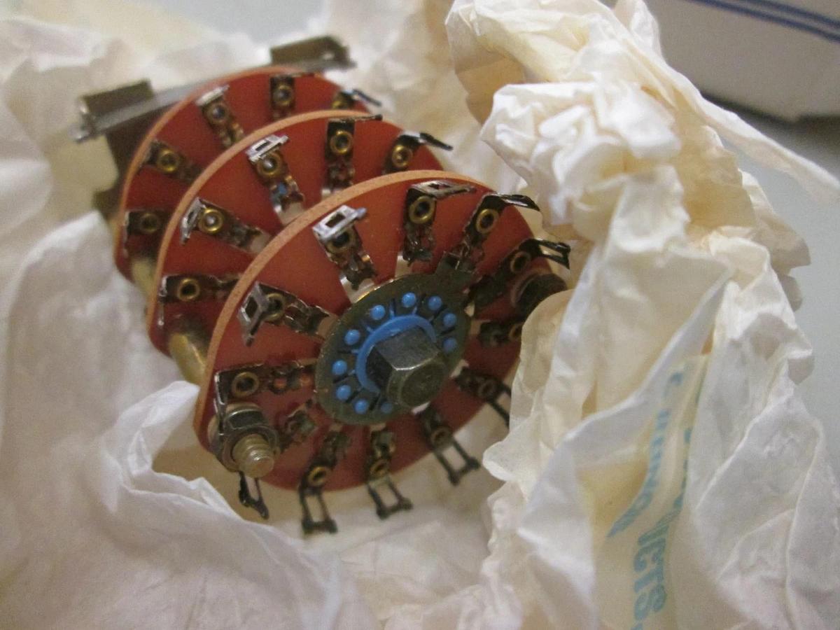 Used CRL Components Rotary Switch SA-1008, 3 Pole, 2-11 Positions, NEW